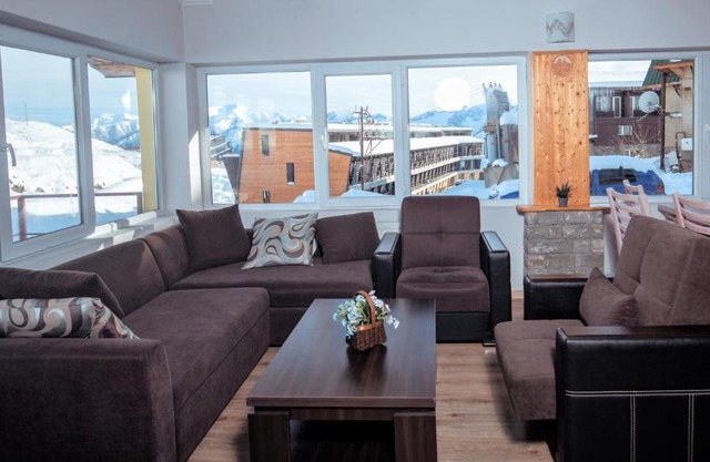 Gudauri Freerider Hotel