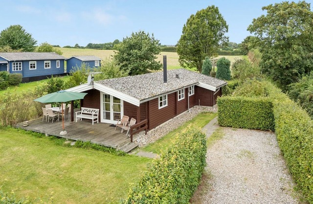 "Gudmunde" - 200m from the sea by Interhome