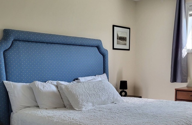 Guest flat located in hamlet of charming St Davids