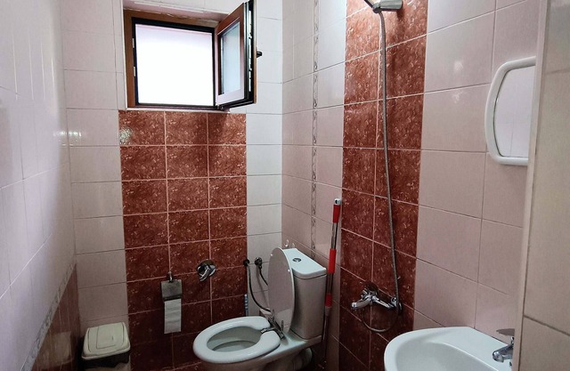 Guest house ''Bozhana" is in a small town at the foot of Pirin mountain.
