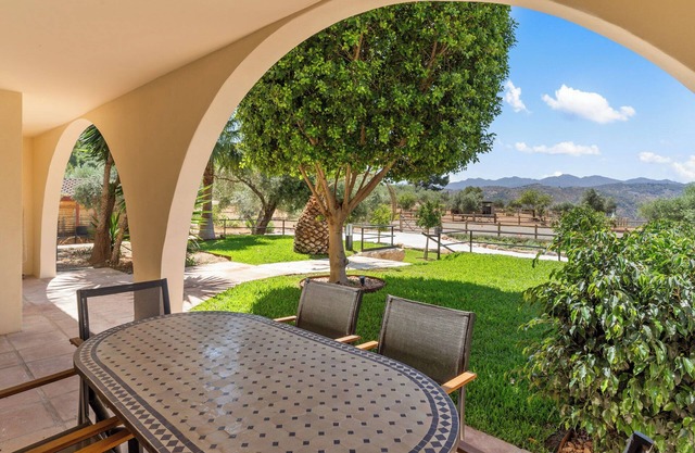 Casa de huéspedes 'Casita Nube' con vistas a la montaña, Wi-Fi y aire acondicionado