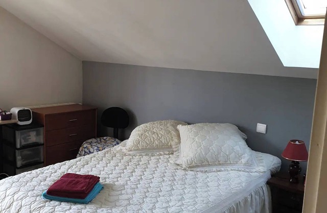Casa de huéspedes 'Chambre D'hôtes 2 Prs Avec Balcon' con vistas a la montaña, terraza y Wi-Fi