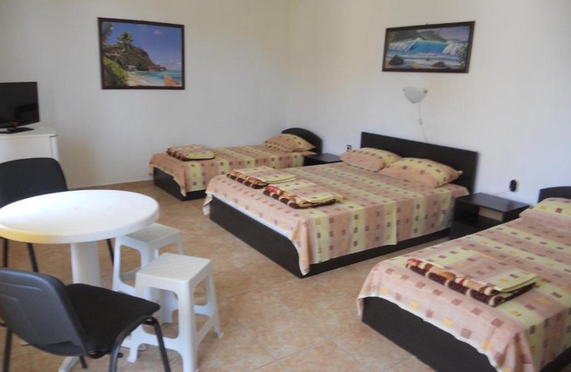 Guest House "Tania"