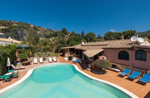 Guest House Villa Verde - Short Term Room Rentals