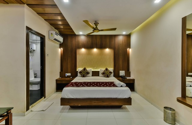 Guest Inn Residency