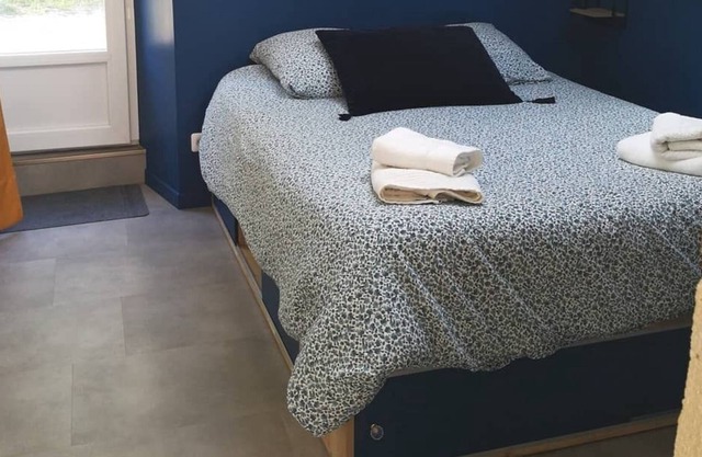 guest room between land and sea