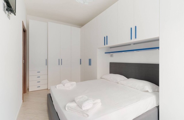 GuestHost - Bright Apartment near MM2 Lambrate