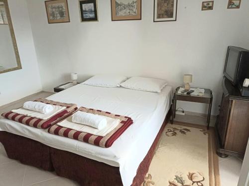 Guesthouse Ljilja - apartment with balcony 2