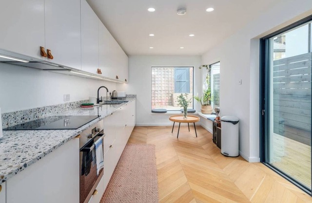 GuestReady - Charming 3BR Home in Trendy East London w/Terrace