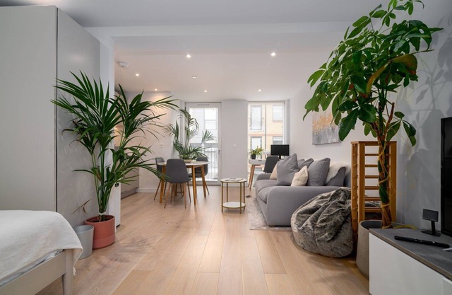 GuestReady - Modern Studio for 2 in Albion Court