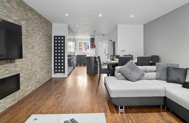 GuestReady - Superb Stonewall Terrace