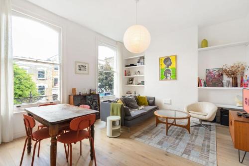 GuestReady - Tranquil home in London