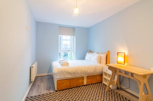 GuestReady - Vibrant Apartment in Dolphins Barn