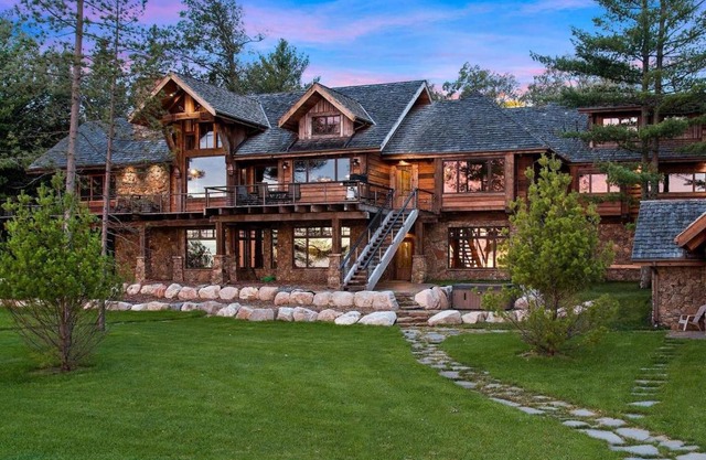Gull Lakes Finest! Reclaimed Charm and Luxury
