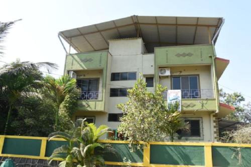 Gulmohar Cottages - Home Stay in Alibag