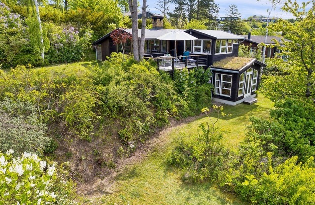 "Gundhild" - 1.8km from the sea by Interhome