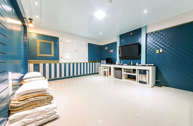 Gunsan Island Hotel