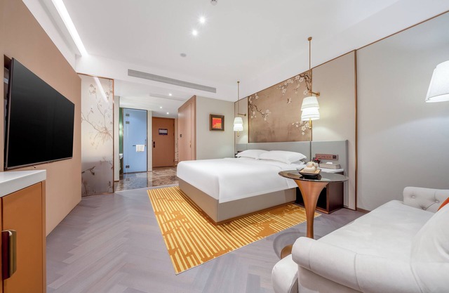 Guo Mao San Li Tun Apartment