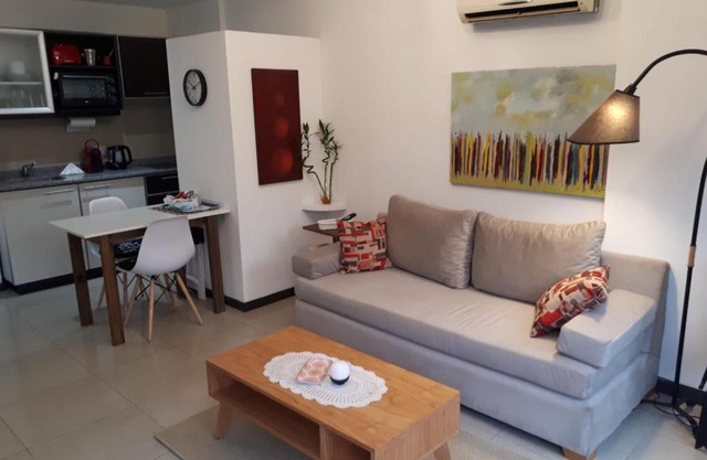 Gurruchaga Suites free parking Movistar Outlet