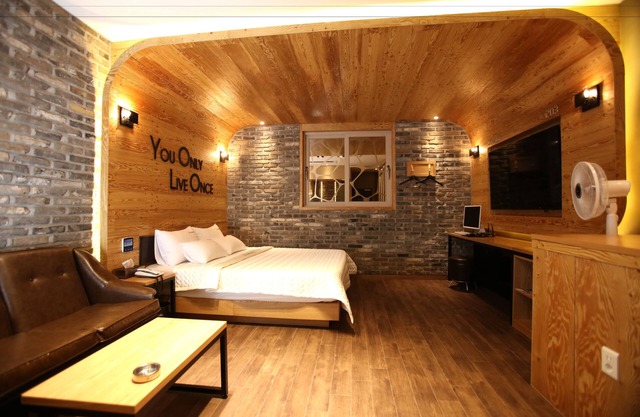Gyeongju Yolo Hotel