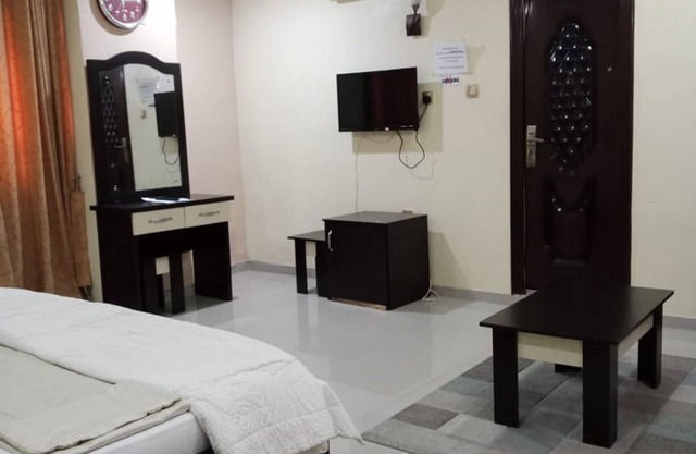 Gyeuti Citi Hotel and Suites