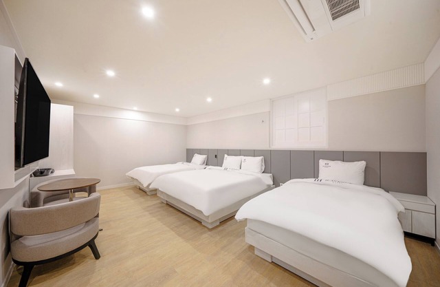 H AVENUE HOTEL in Gyeongju
