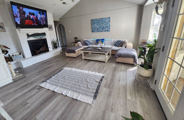 H20 Paradise...Waterfront and close to Galveston beach!