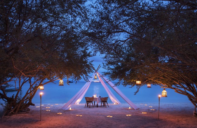 Haadtien Beach Resort