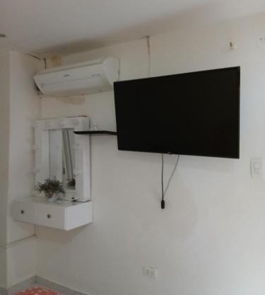 Habitación amueblada