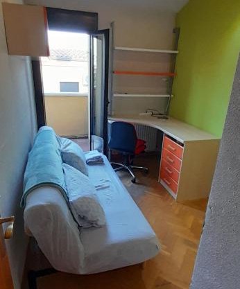 Habitación independiente en casa compartida