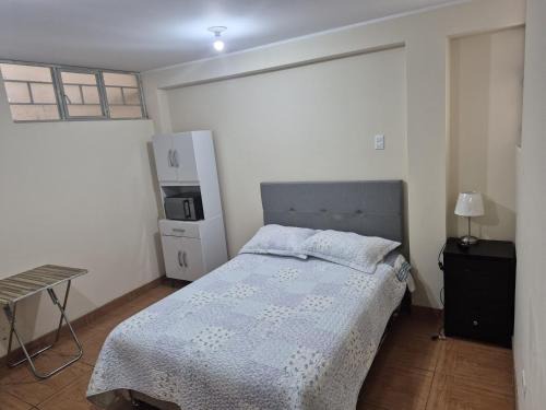 Habitación privada 2do piso cerca a la Plaza Constitución