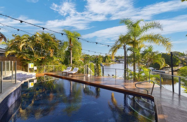 Habourlights 5BR River Front Private Pool & Dock