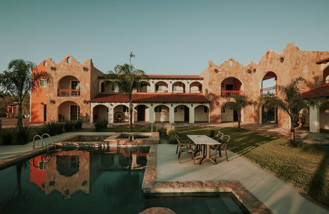 Hacienda Los Olivos