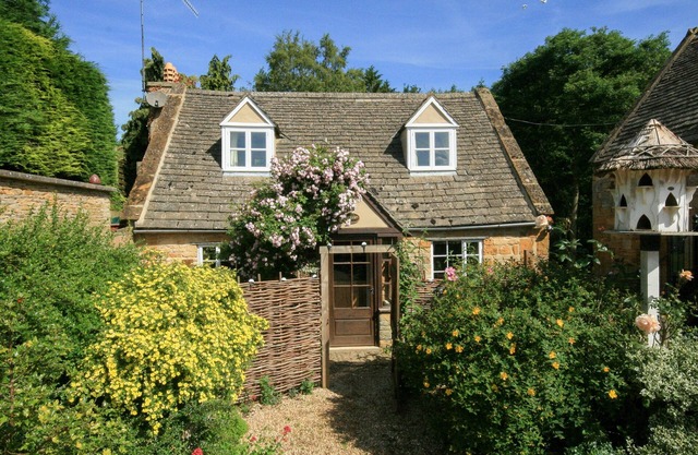 Hadcroft Cottage, WHICHFORD