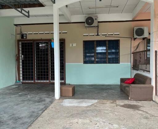 Hajjah Homestay Jln Rajawali Tg Agas