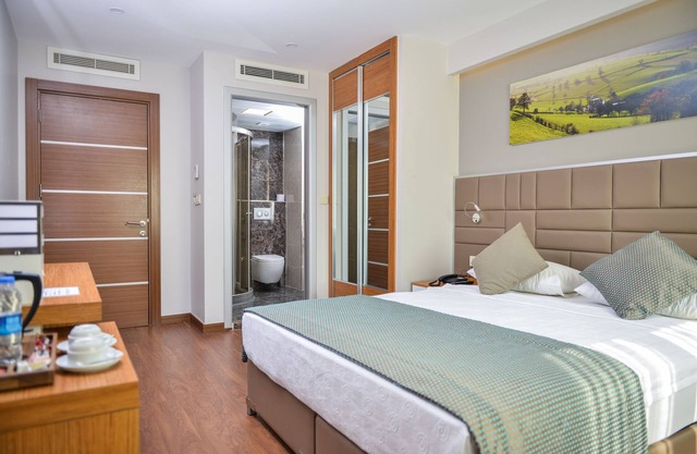Hakcan Hotel