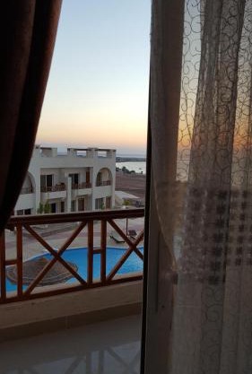 Half Moon - Sunny Dahab resort