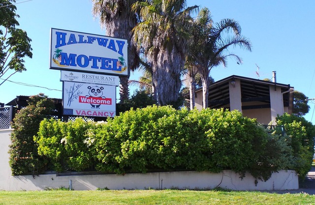 Halfway Motel, Eden