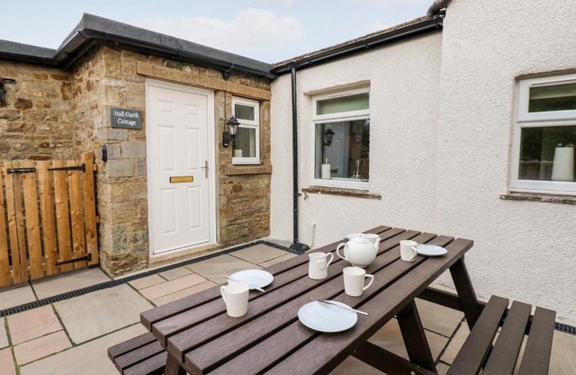 Hall Garth Cottage