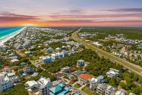 Hallmark Beach Villa by 30A Escapes