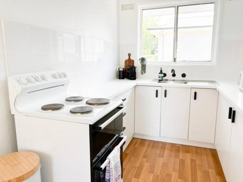 Halloran Street - Convenient Living in Turvey Park