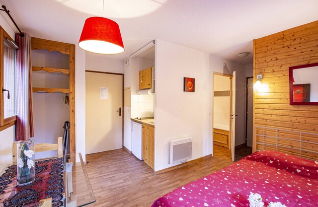 Hameau 6 201a - SPA & PISCINE studio 2 pers.