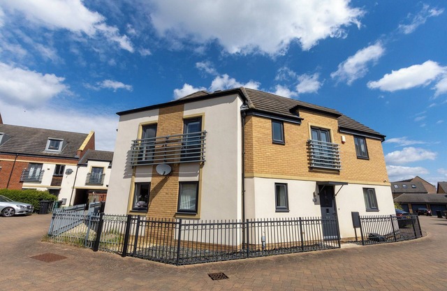 Hampton Haven - Quiet get away in the heart of Hampton with private parking