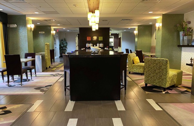 Hampton Inn by Hilton Leesville Fort Johnson