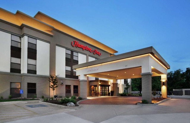 Hampton Inn Shawnee