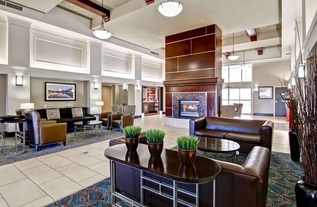 Hampton Inn & Suites by Hilton Calgary-Airport