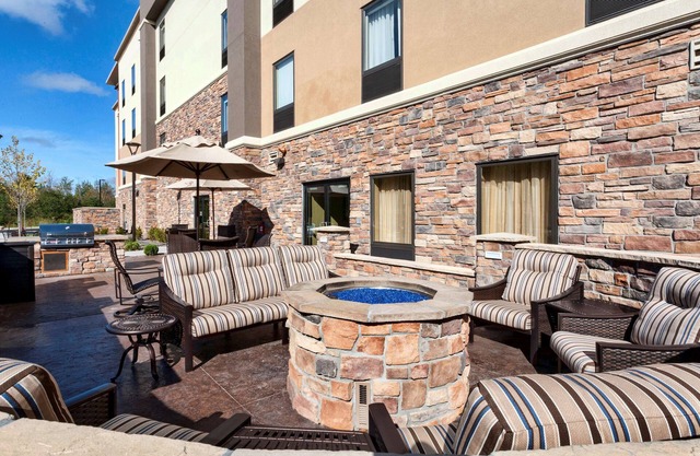 Hampton Inn & Suites Duluth North/Mall Area