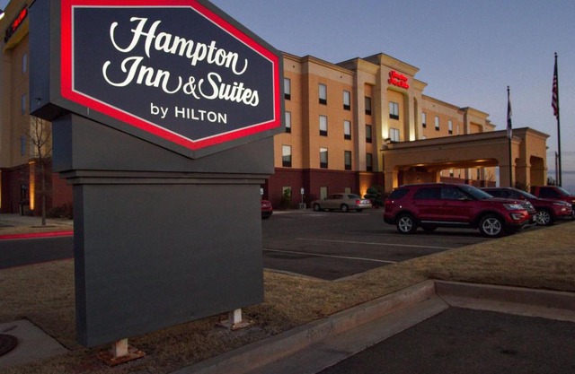 Hampton Inn & Suites Elk City