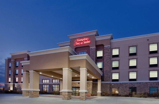 Hampton Inn & Suites St. Cloud, MN