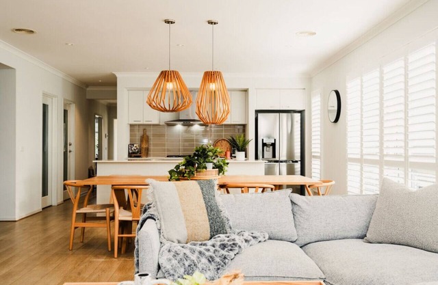 Hamptons Haven; Luxe 4 bedroom, 2 bathroom, WIFI